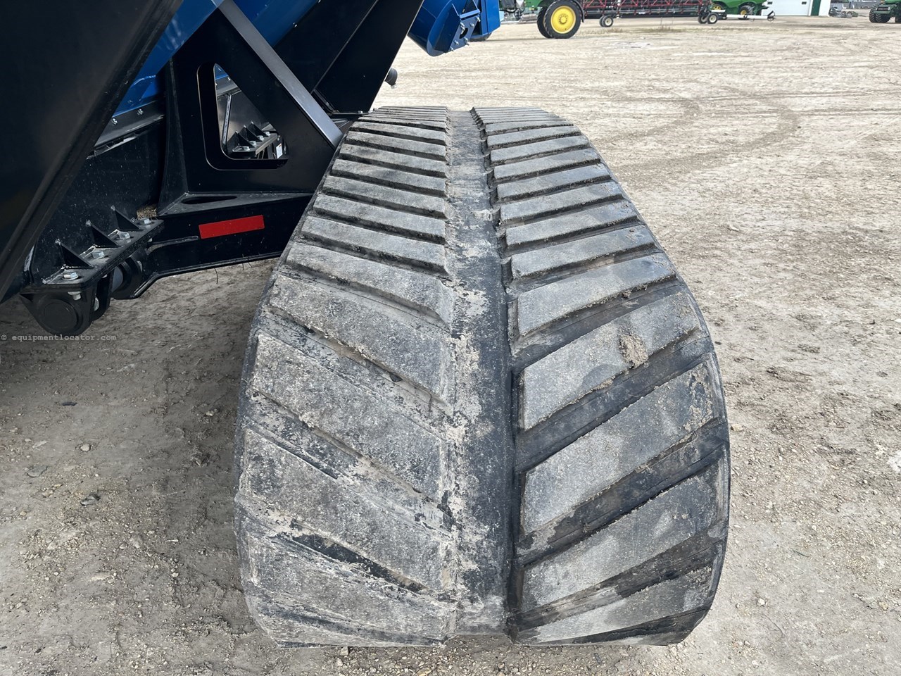 2023 Kinze 1321 Image 10