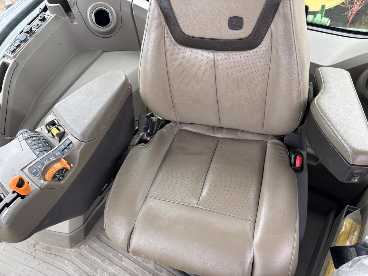 2023 John Deere 7R 350 Image 10