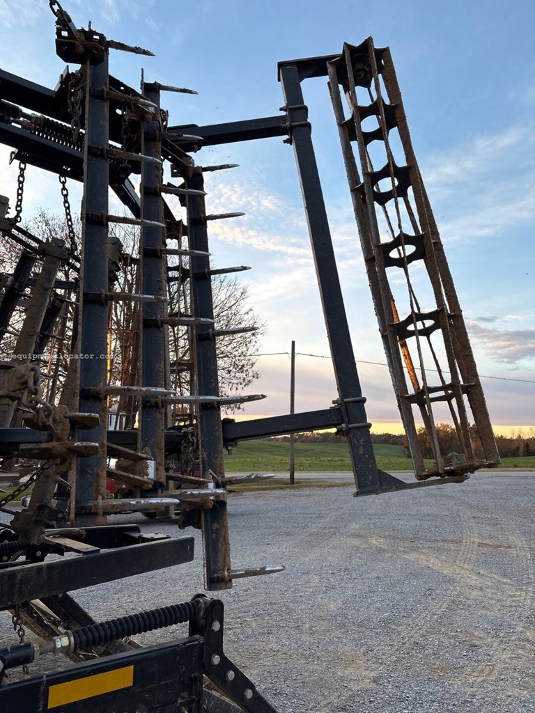 2023 McFarlane INCITE IC5140 Image 10