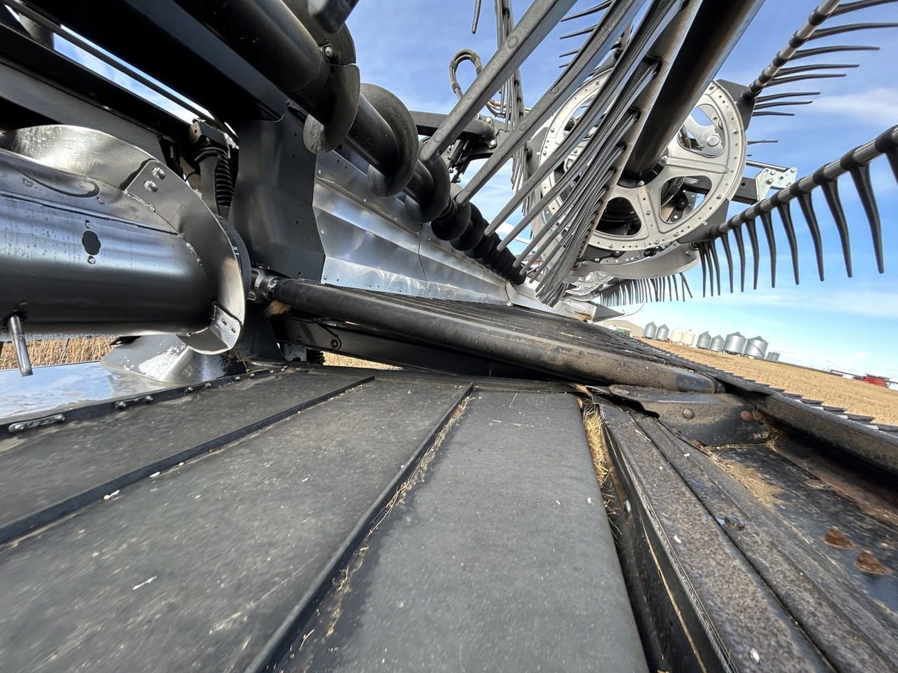 2022 MacDon FD245 Image 10