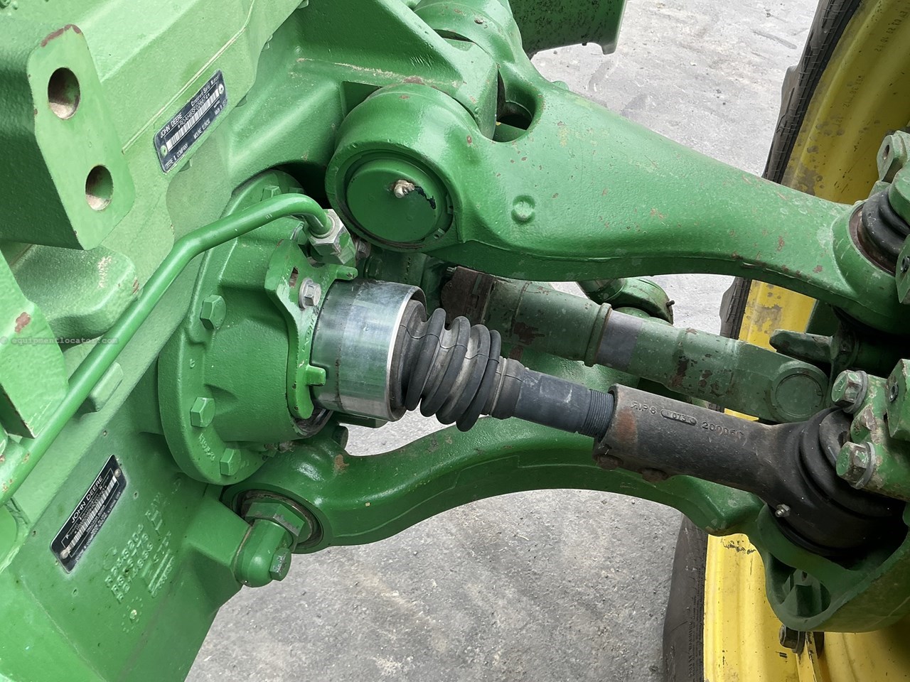 2010 John Deere 8295R Image 10