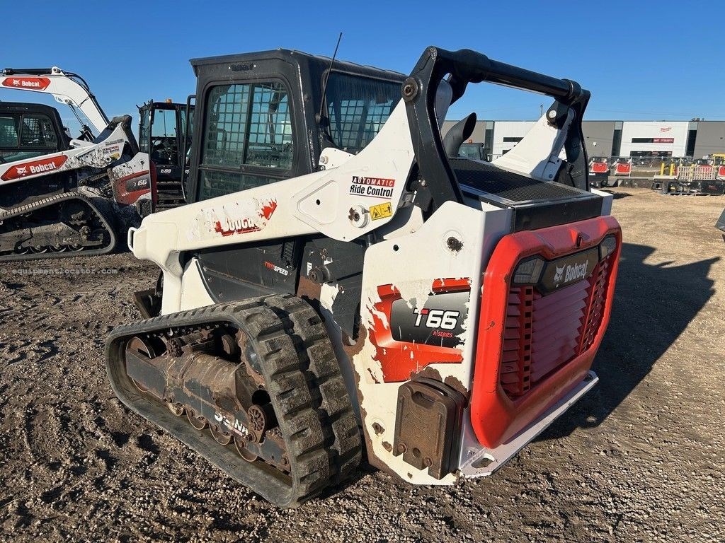 2021 Bobcat Compact Track Loaders T66 Image 4