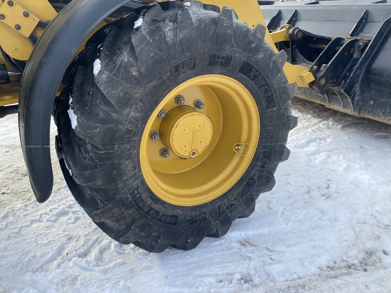 2019 Caterpillar 908M Image 10