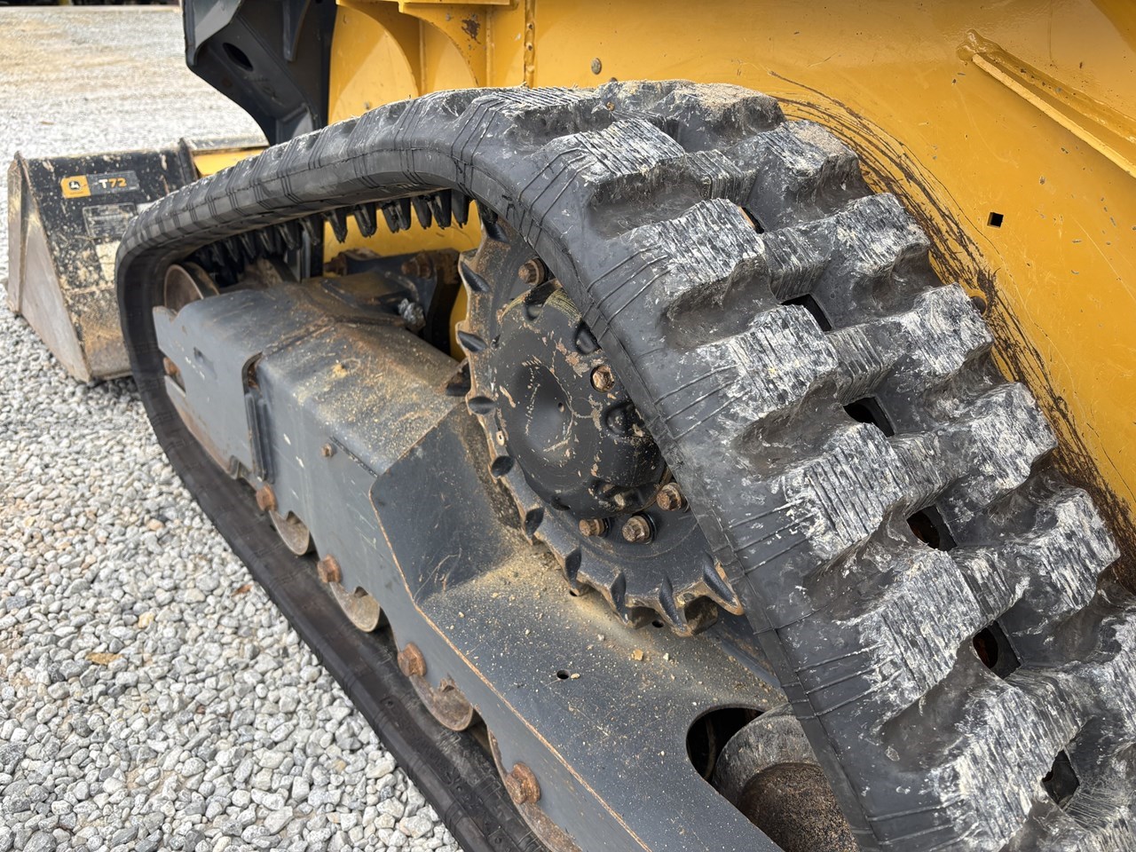 2023 John Deere 317G Image 10