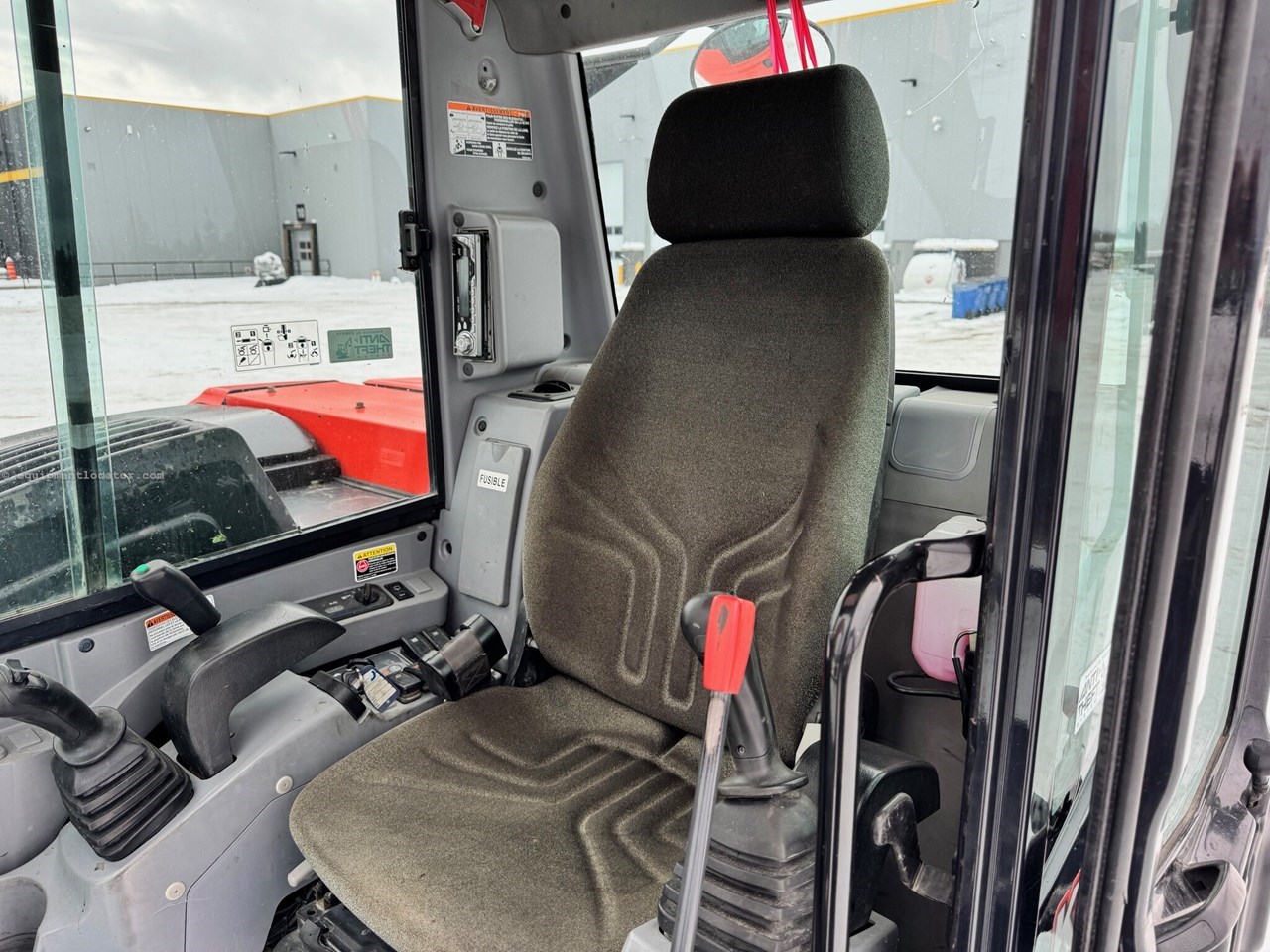 2017 Kubota KX080 Image 10