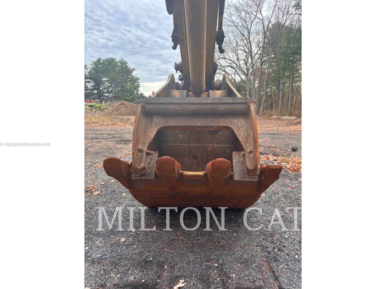 2008 Caterpillar 330D L Image 10
