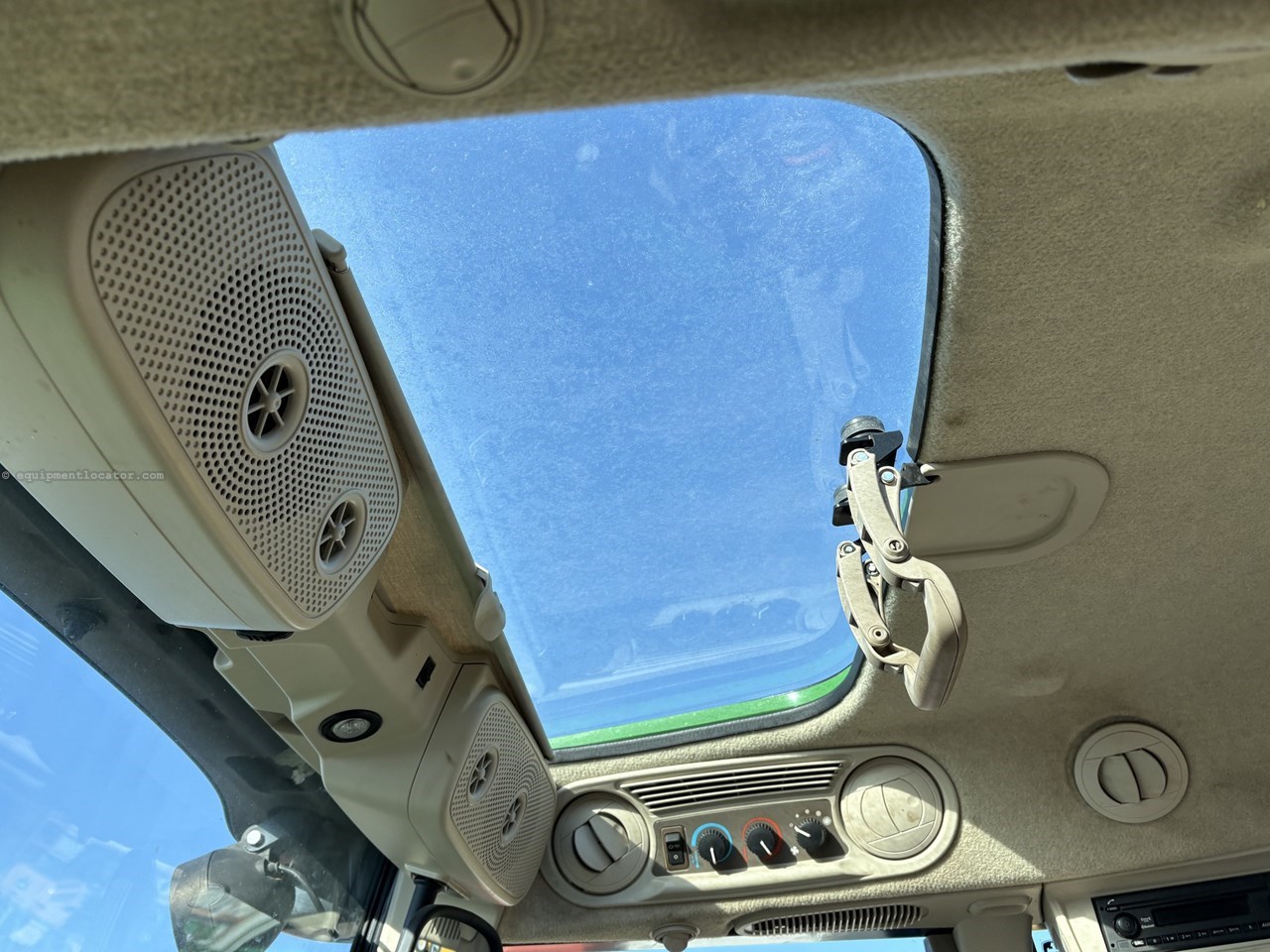 2018 John Deere 5115M Image 10