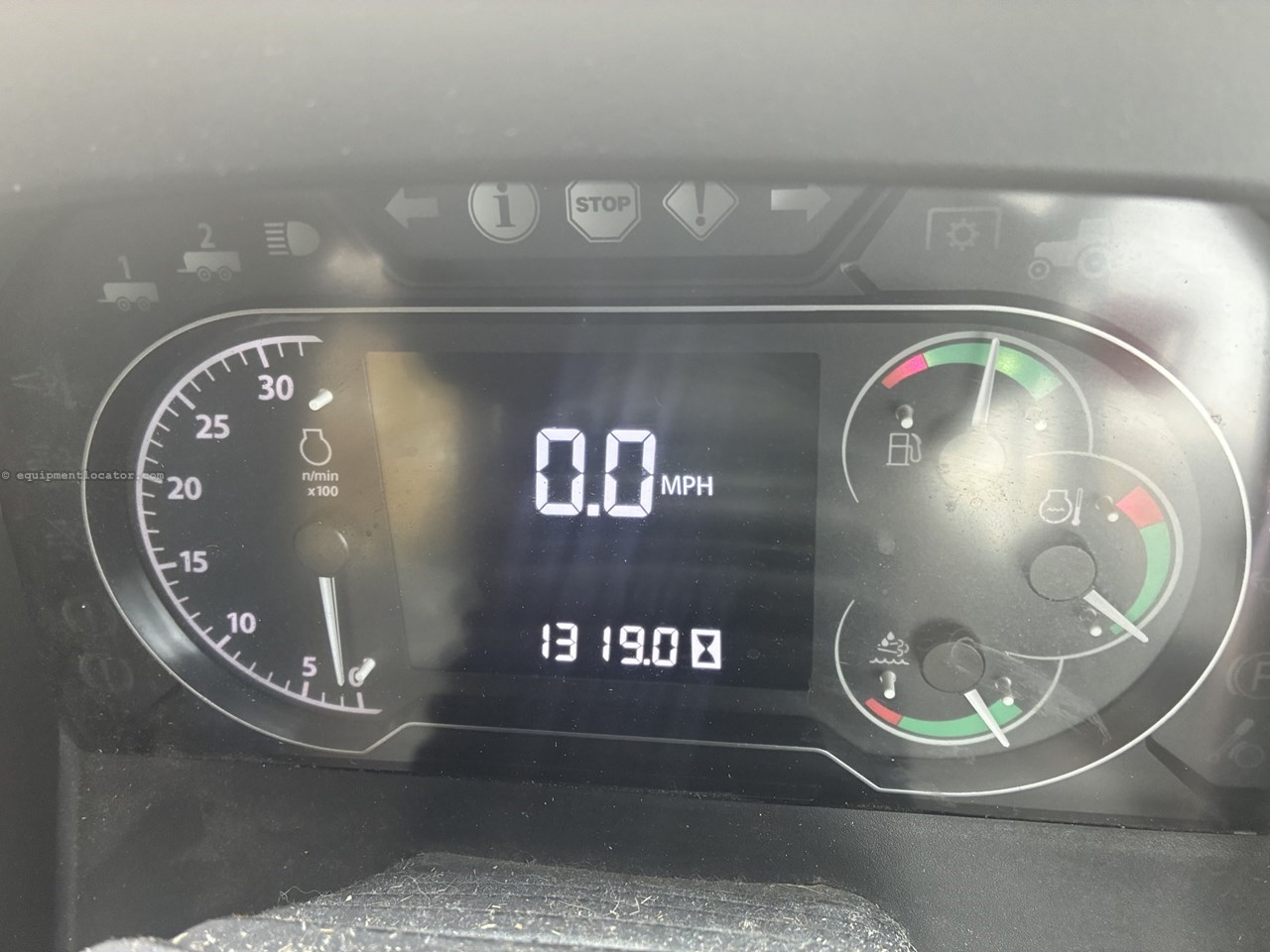 2022 John Deere 5100M Image 10