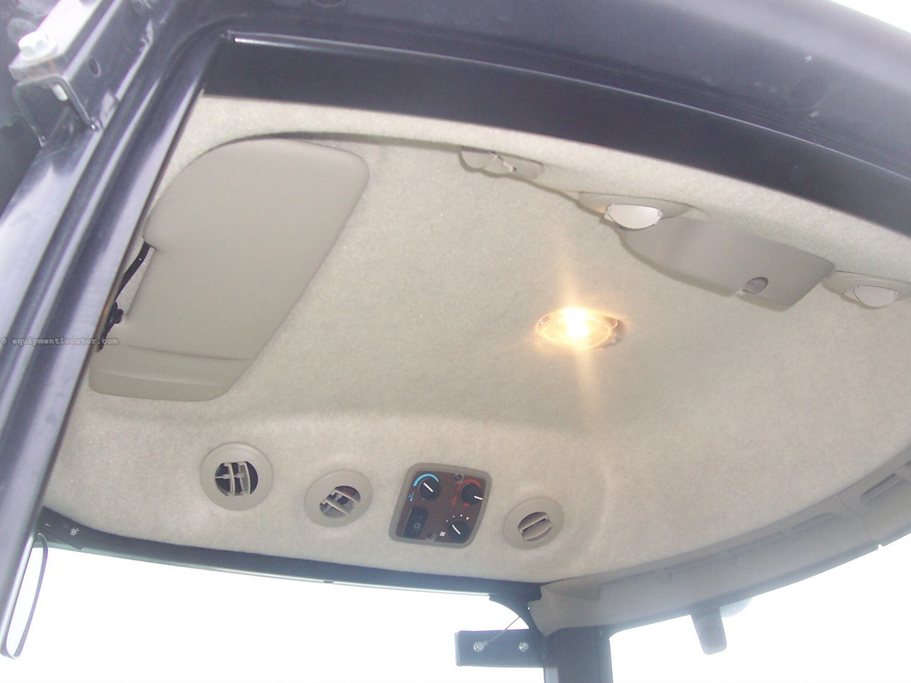 2022 John Deere 4066R Image 10