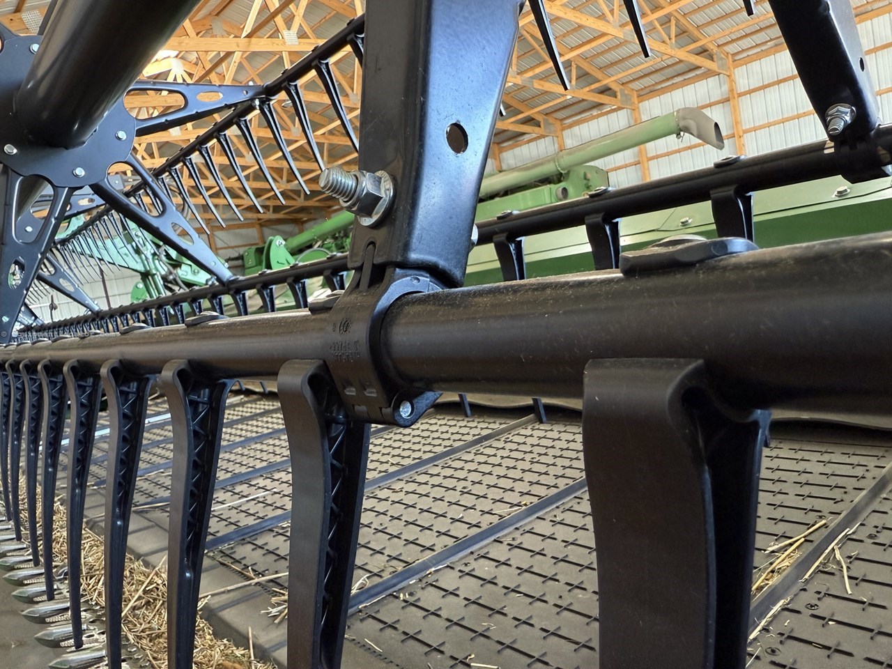 2023 John Deere HD40F Image 10