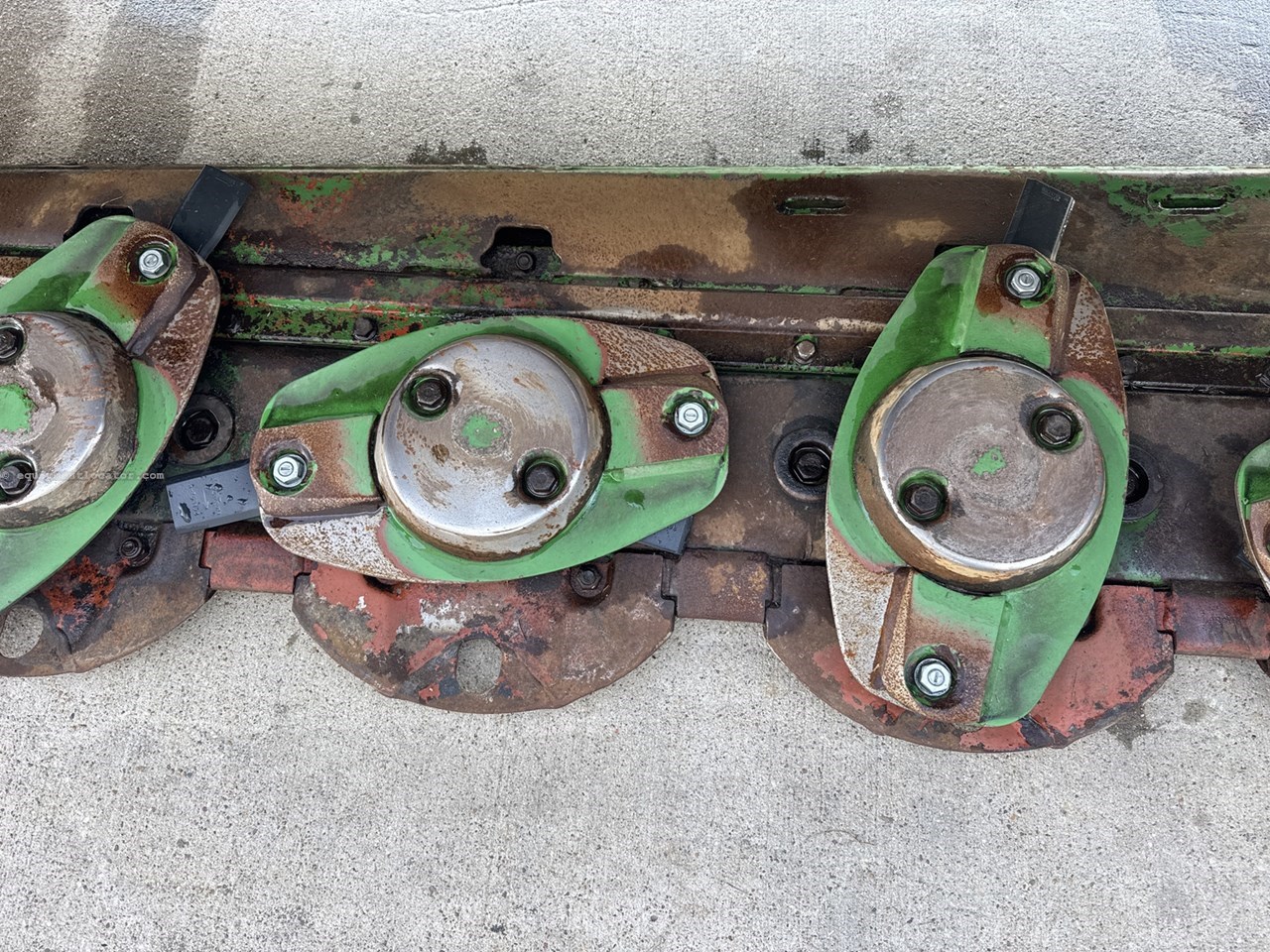 2018 John Deere R310 Image 10