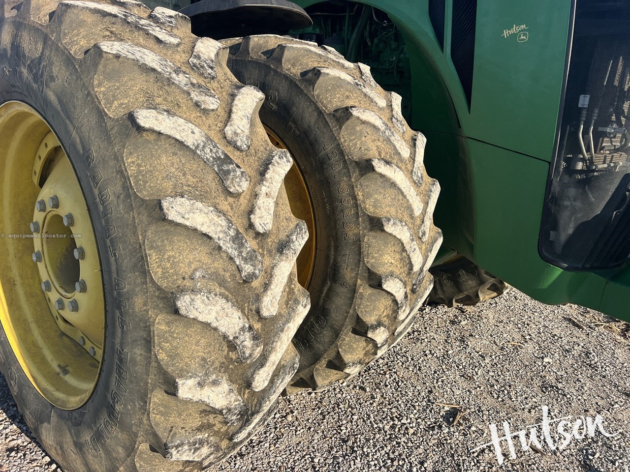 2015 John Deere 8320R Image 10