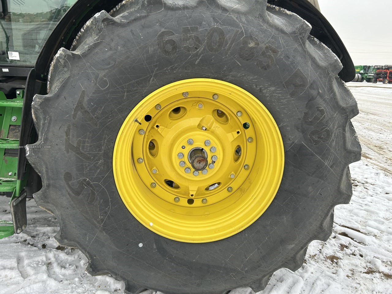 2024 John Deere 6R 215 Image 15