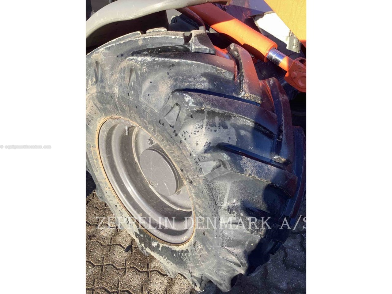 2008 Atlas AR65 Image 10