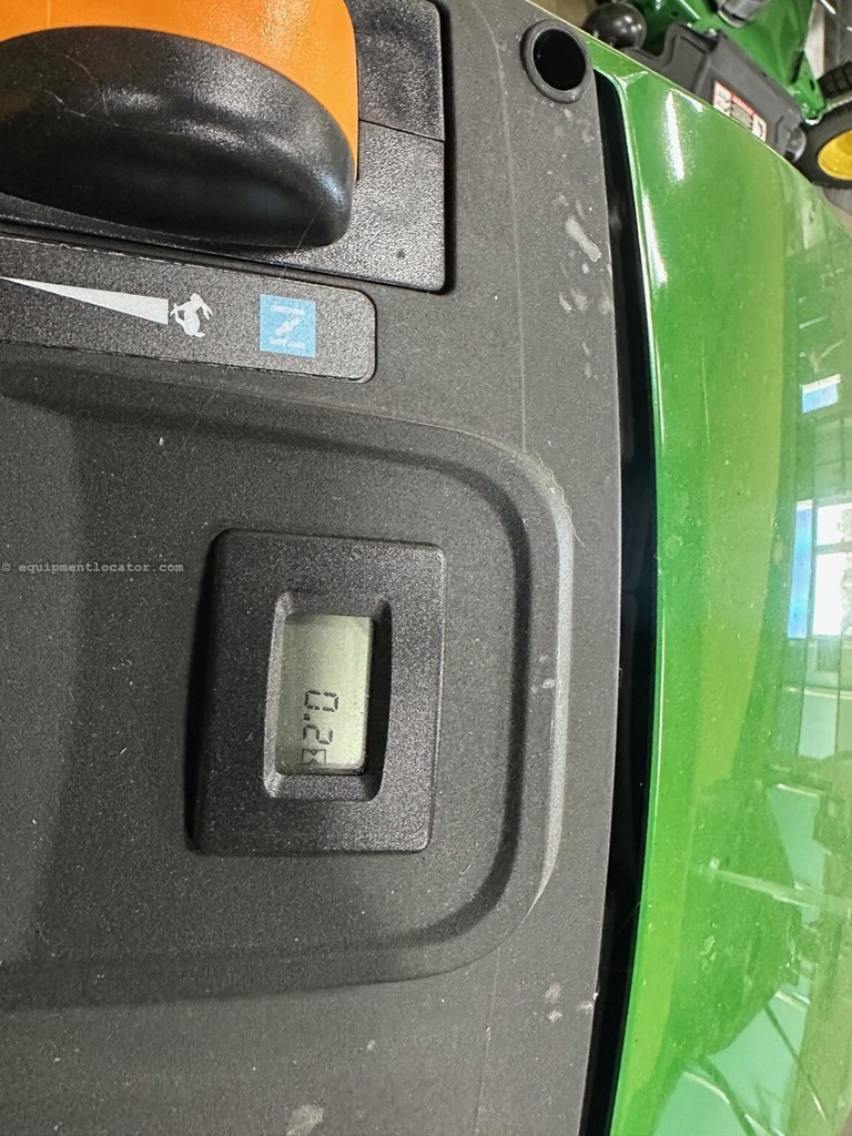 2025 John Deere S140 Image 5