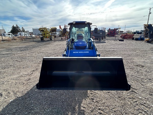 New Holland BOOMER 40 T4B Image 9