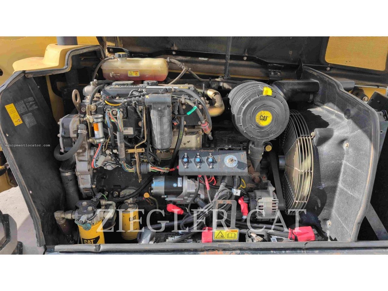 2005 Caterpillar TH360B Image 7