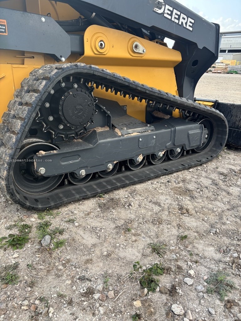 2024 John Deere 333G Image 20