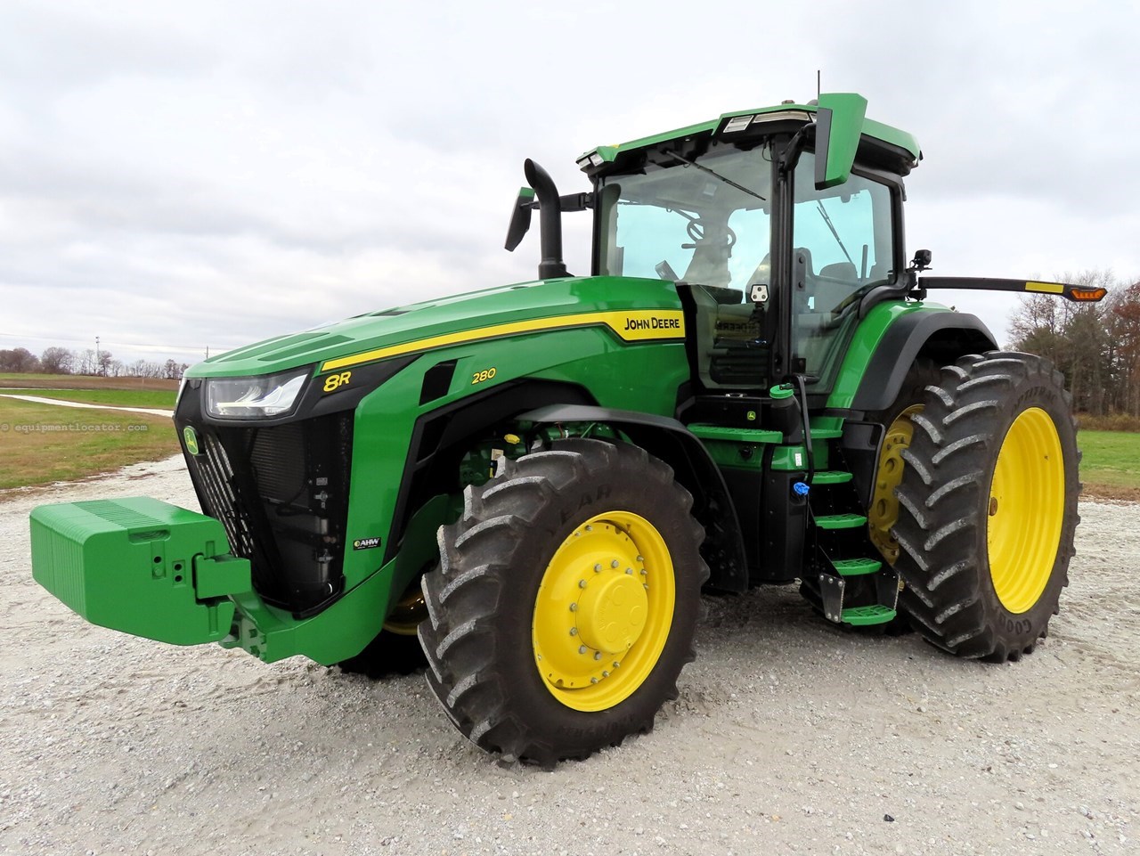 2025 John Deere 8R 280 Image 10