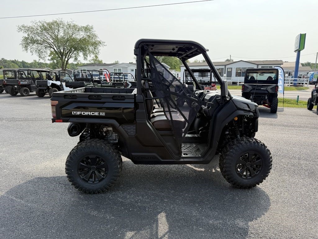 2026 CFMOTO UFORCE U10 Pro Image 4