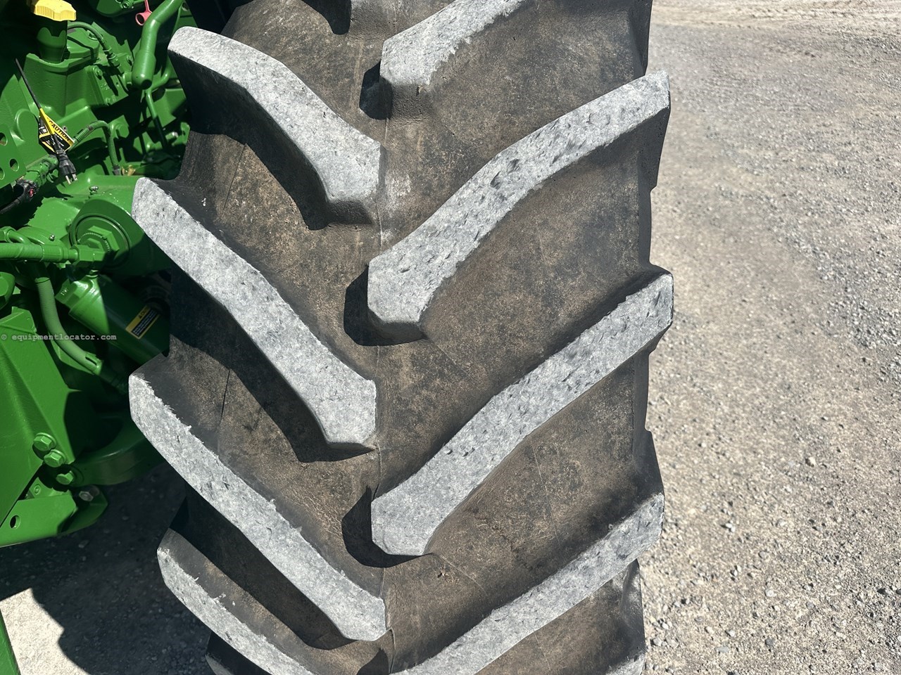 2022 John Deere 8R 370 Image 10