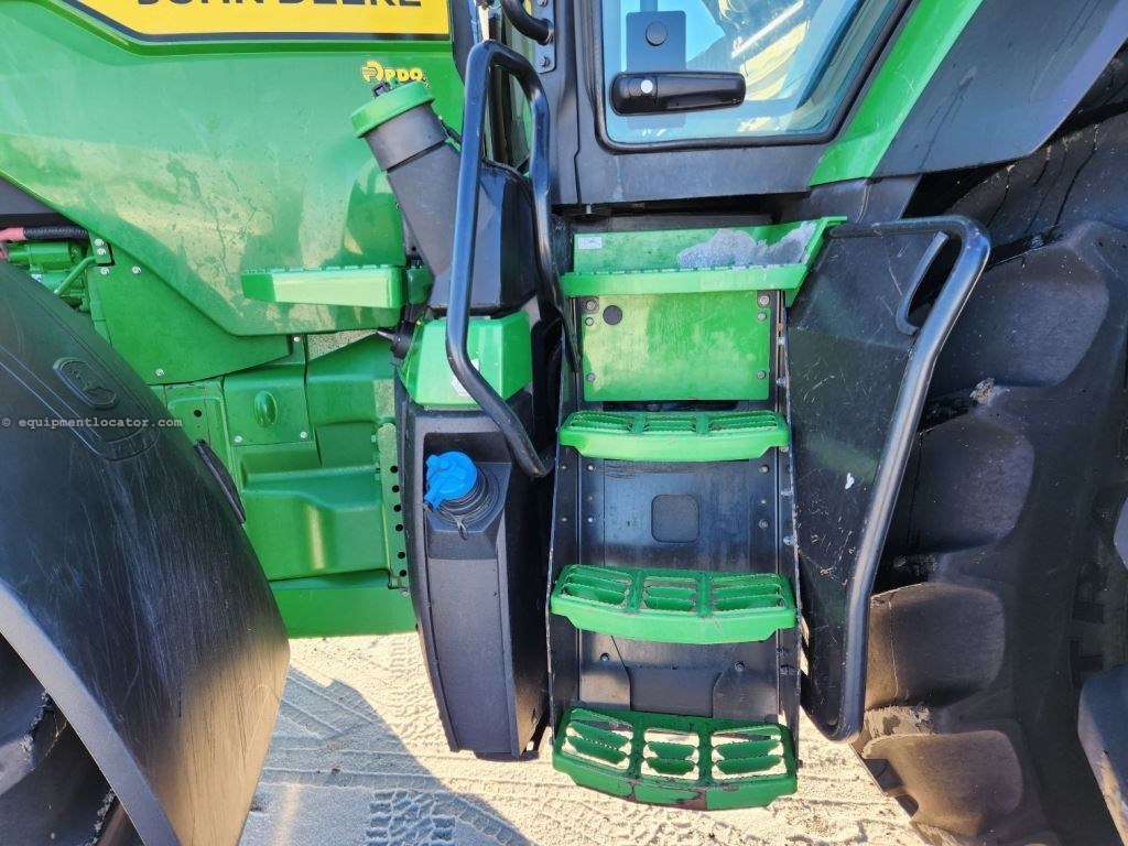 2024 John Deere 8R 340 Image 11