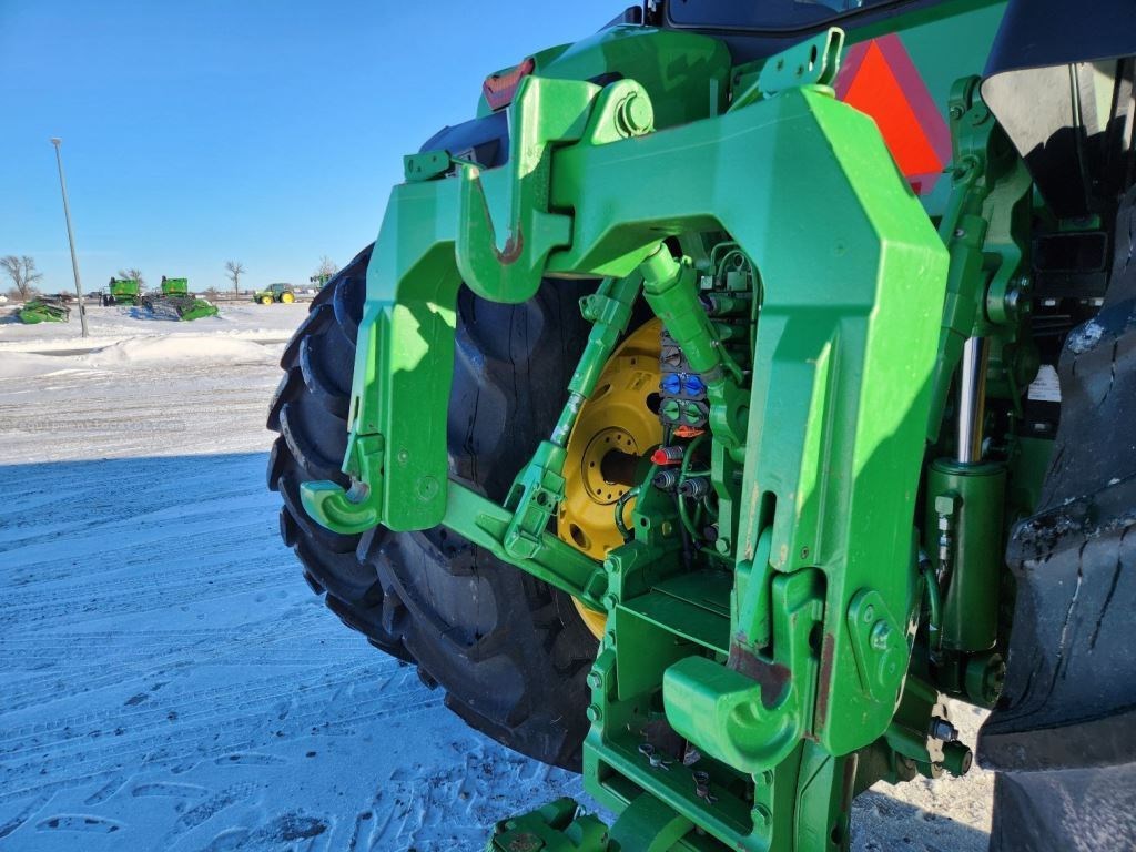 2024 John Deere 8R 340 Image 18