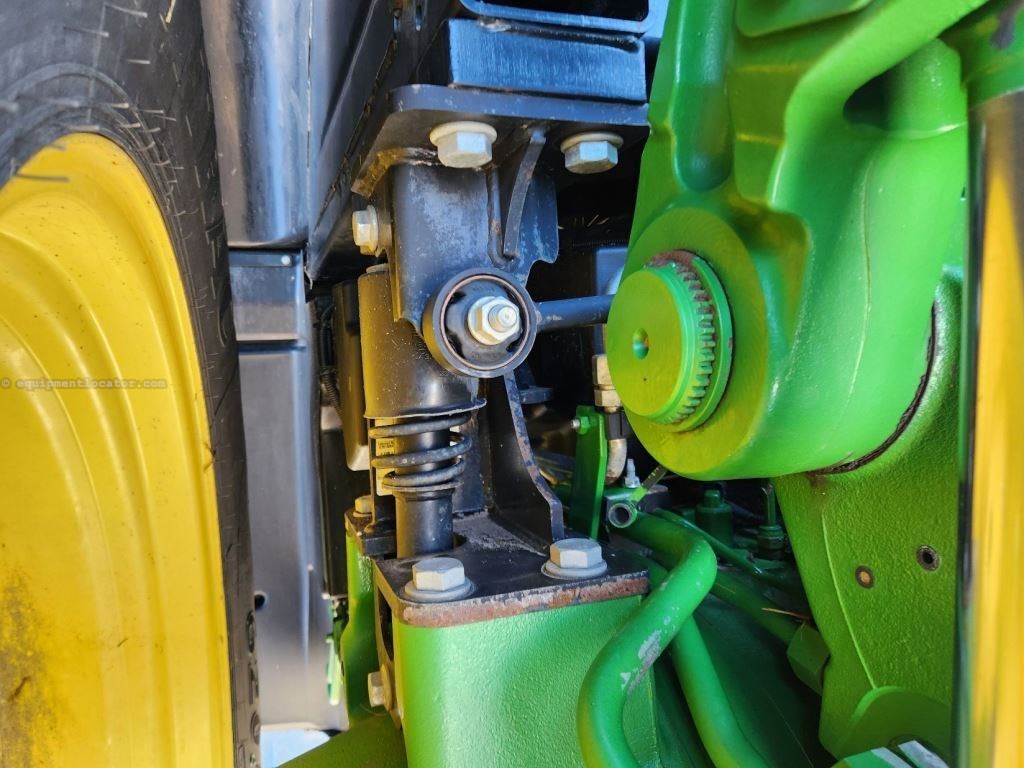 2024 John Deere 8R 340 Image 33