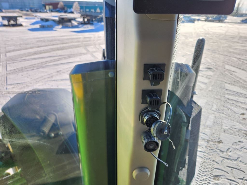 2024 John Deere 8R 340 Image 41