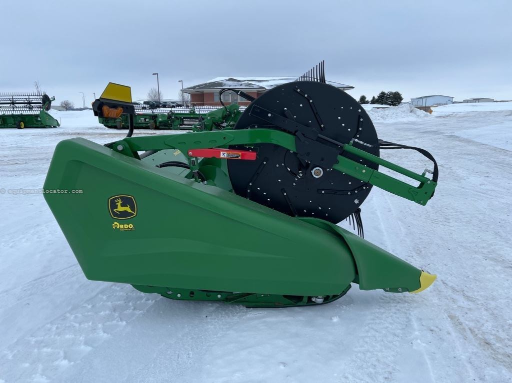 2025 John Deere HDF40 Image 6