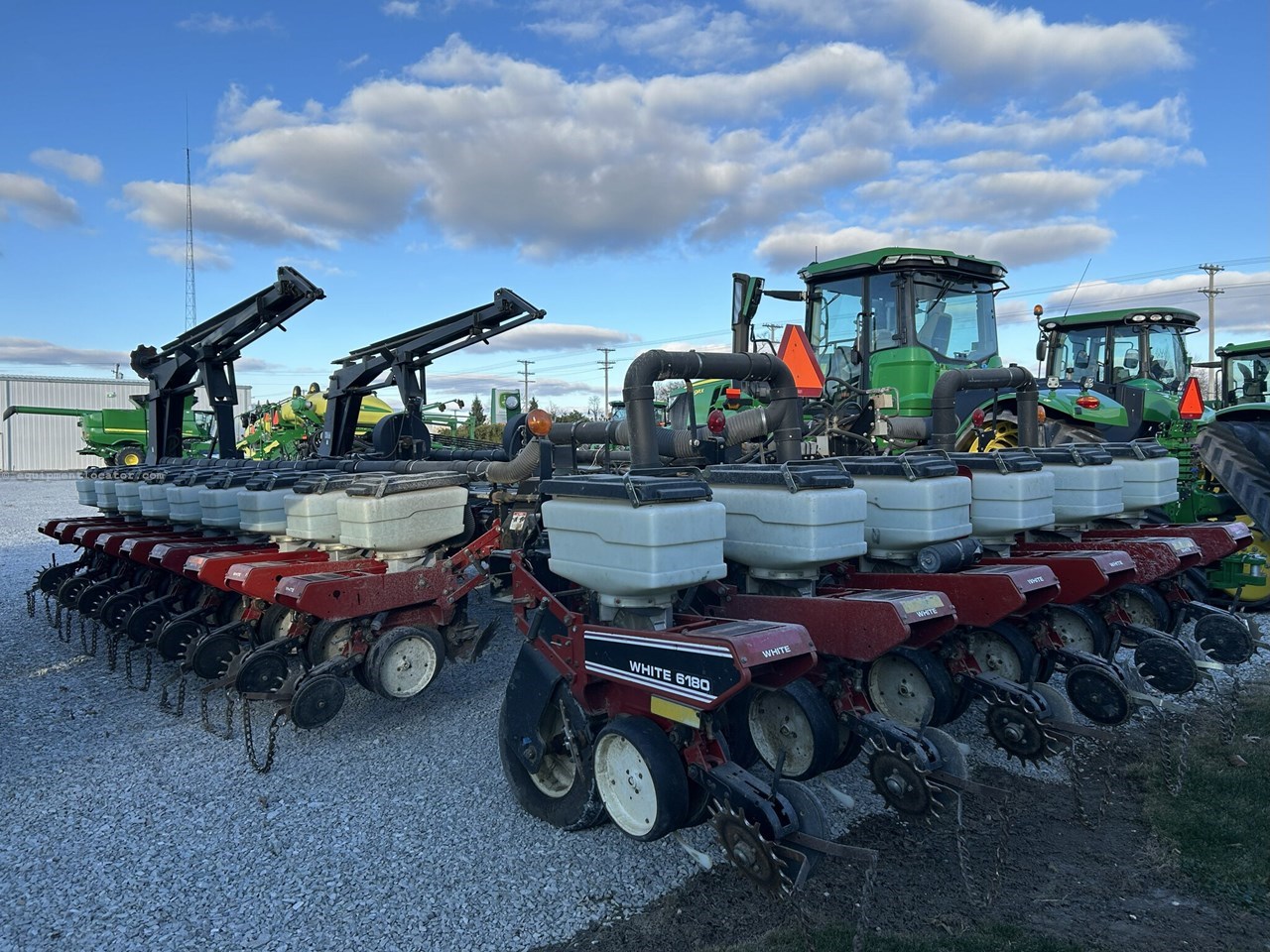 2000 White 6184 Image 10