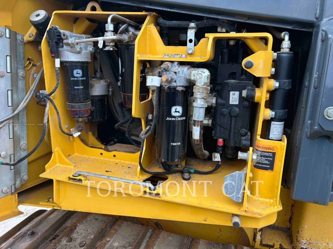 2015 John Deere 650K XLT Image 10