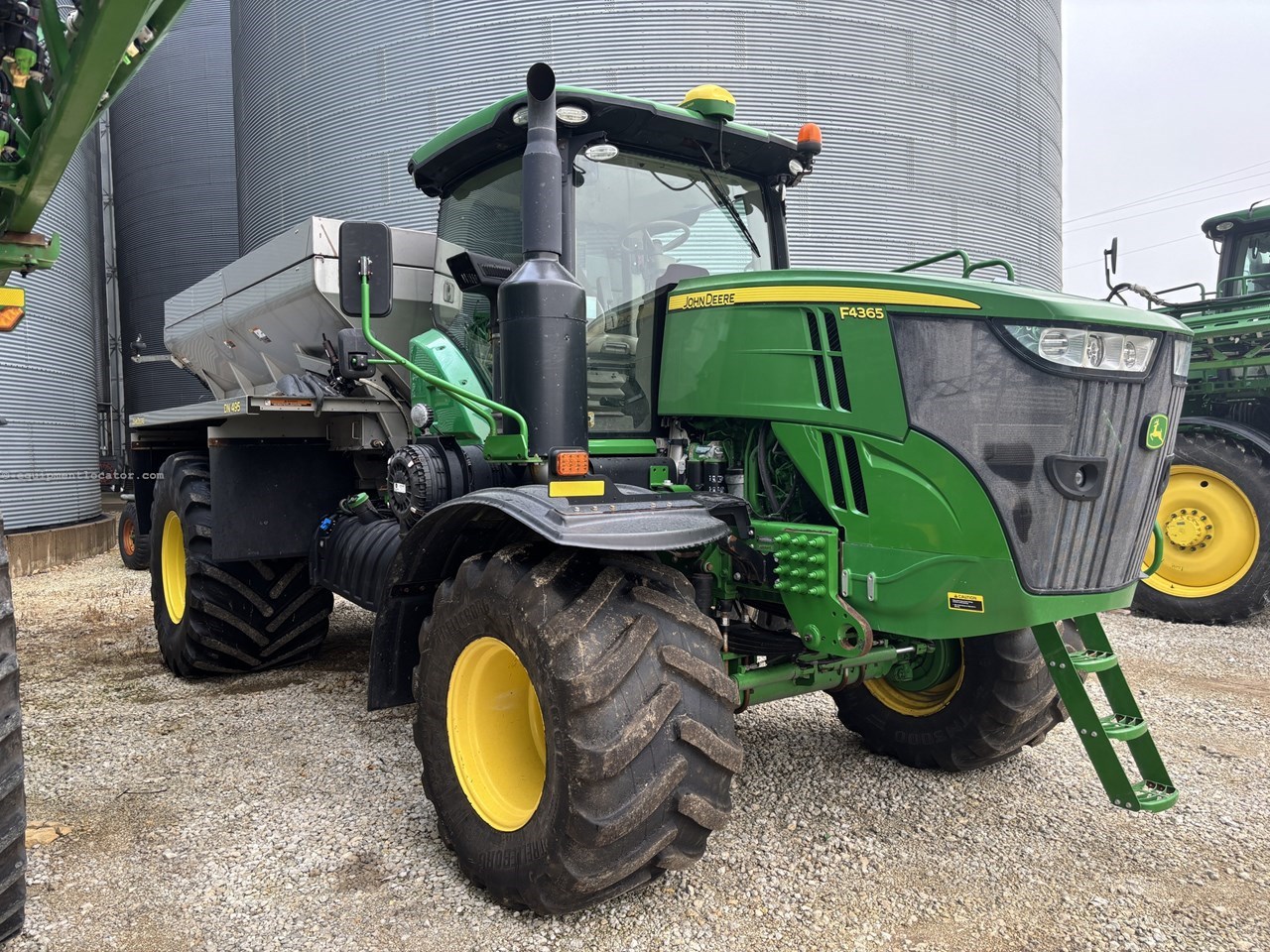 2019 John Deere F4365 Image 2