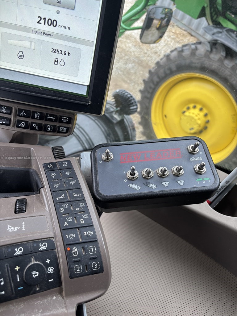 2019 John Deere F4365 Image 18