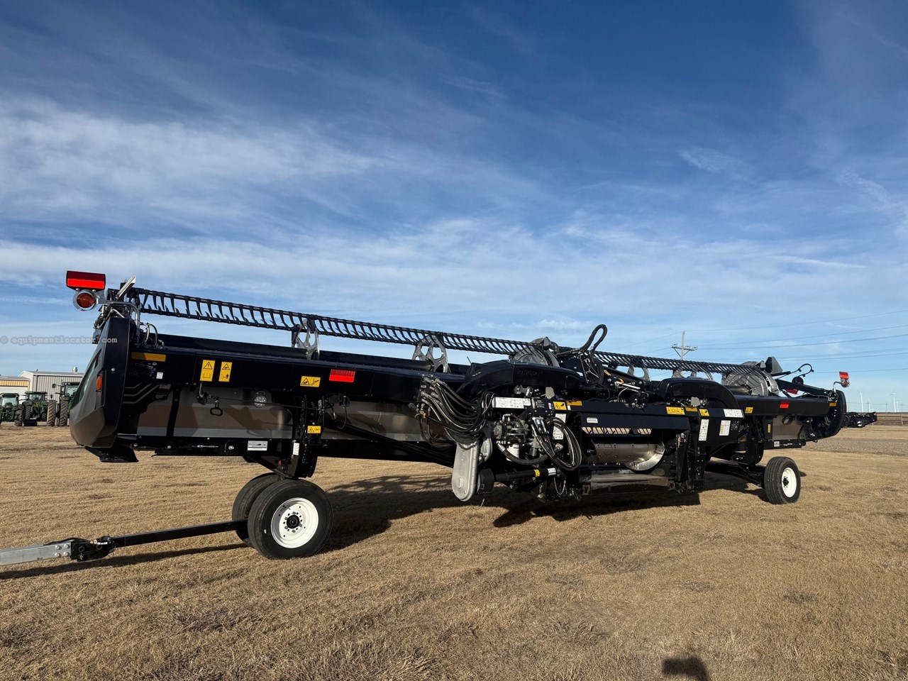 2025 MacDon FD235 Image 9