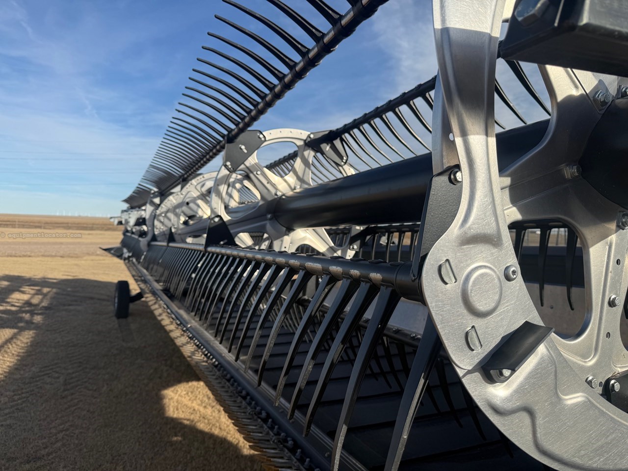 2025 MacDon FD235 Image 19