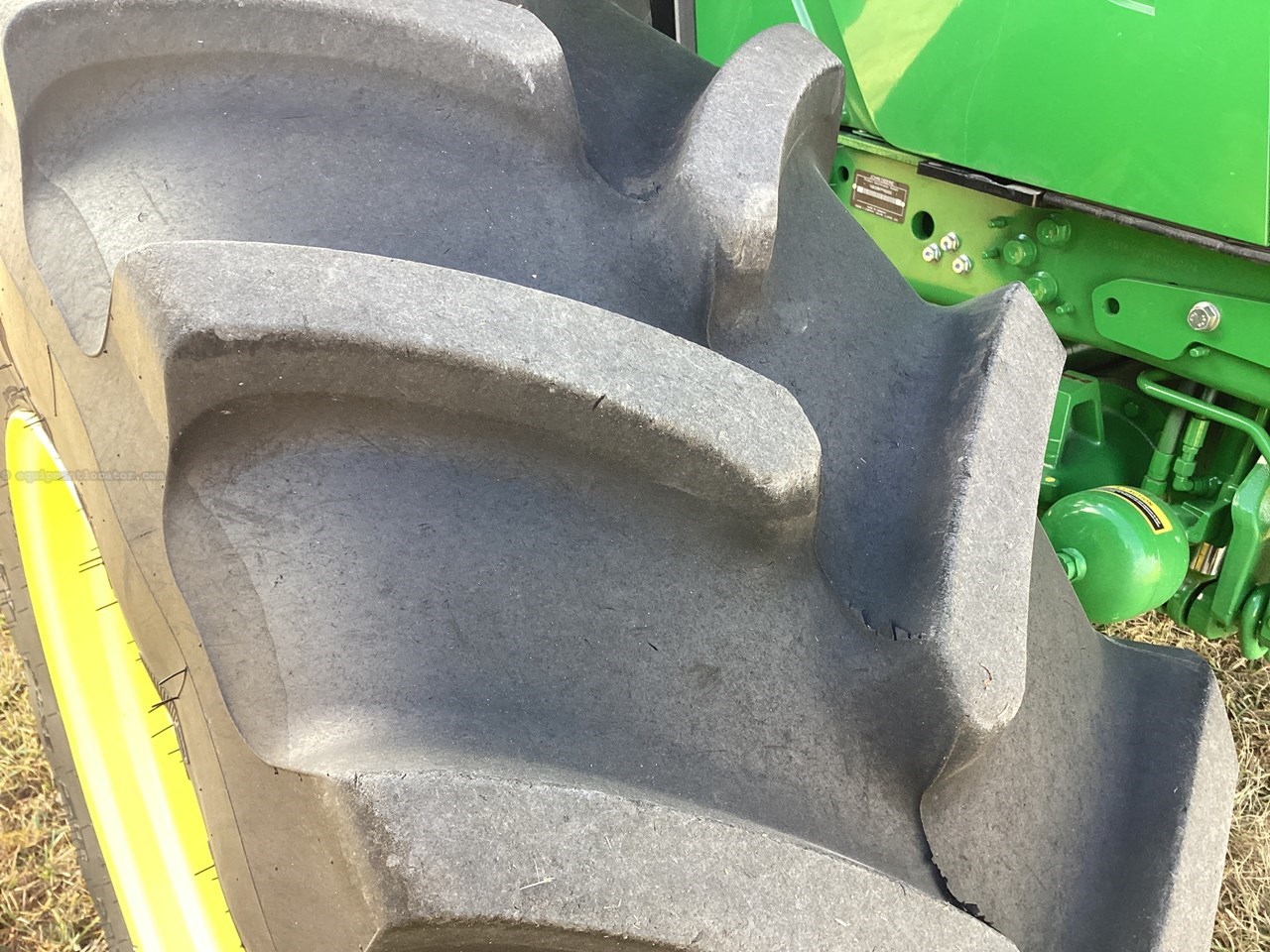 2025 John Deere 6155M Image 10