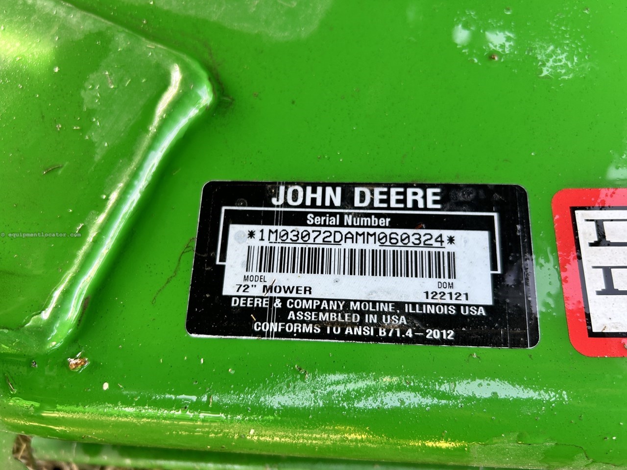 2022 John Deere 2032R Image 30