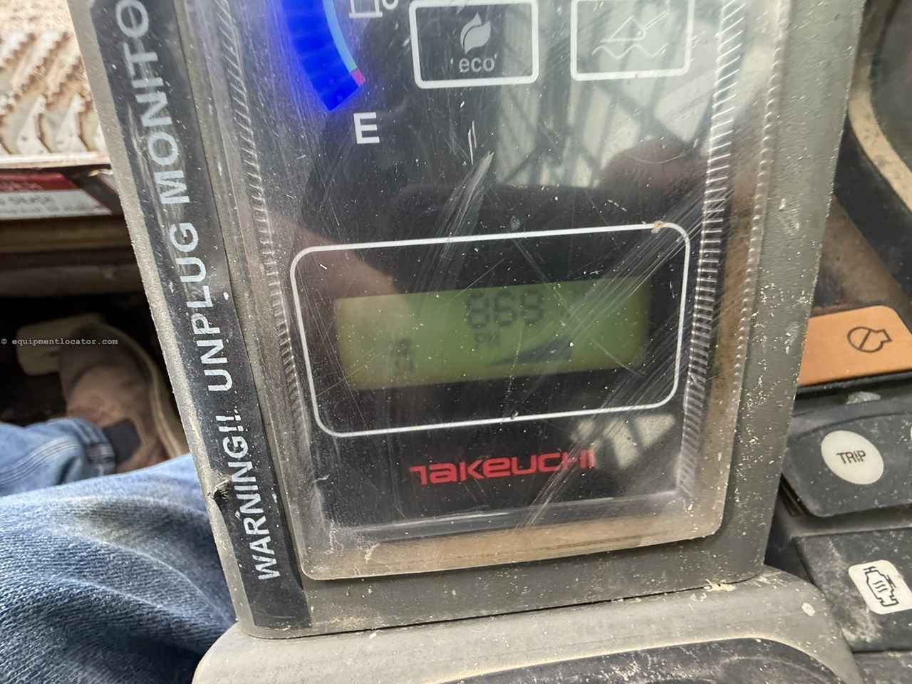 2018 Takeuchi TL8 Image 10