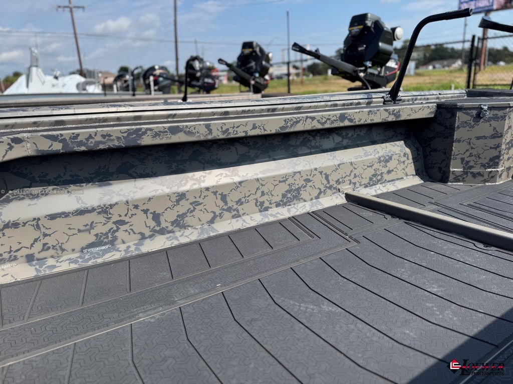 2026 Gator Tail EXTREME 18/54 Image 4