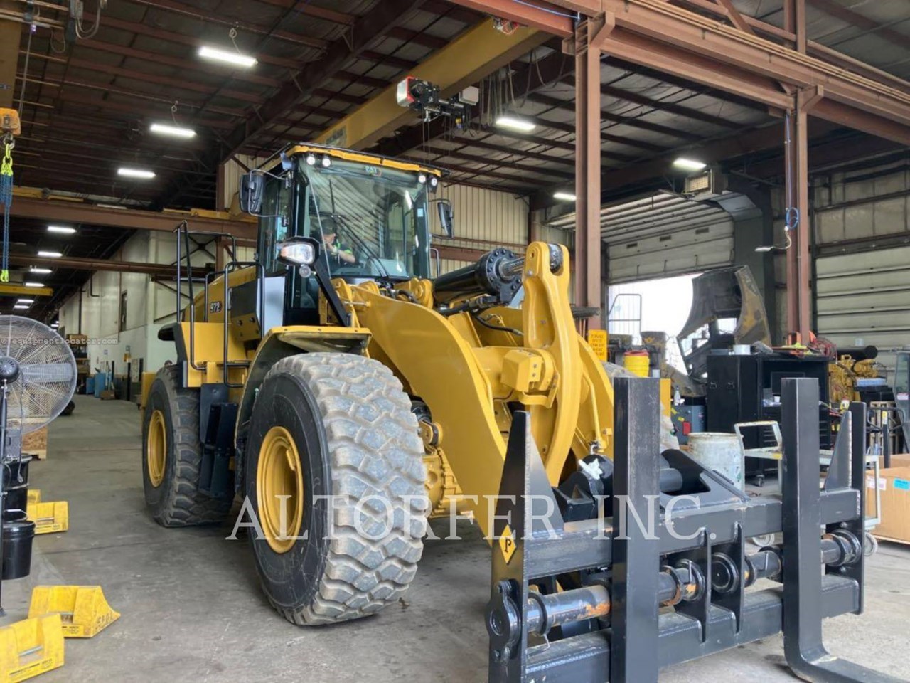 2025 Caterpillar 972-14 Image 2