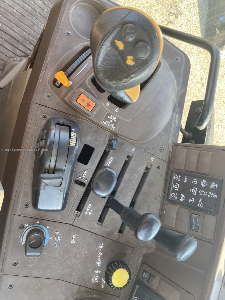 2004 John Deere 6420 Image 10