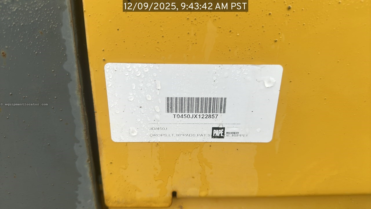 2006 John Deere 450J LT Image 10