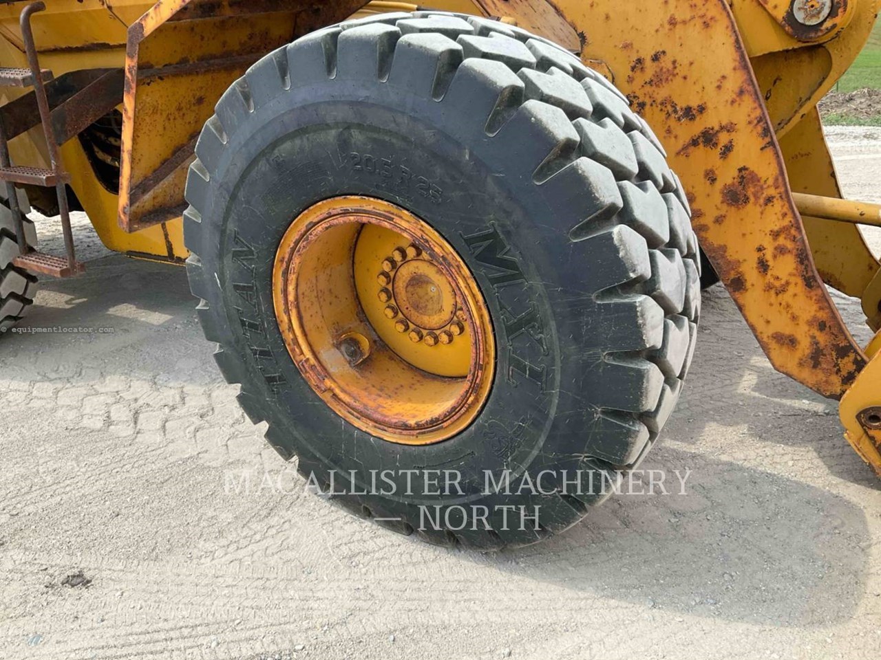 2003 Caterpillar 938G Image 13