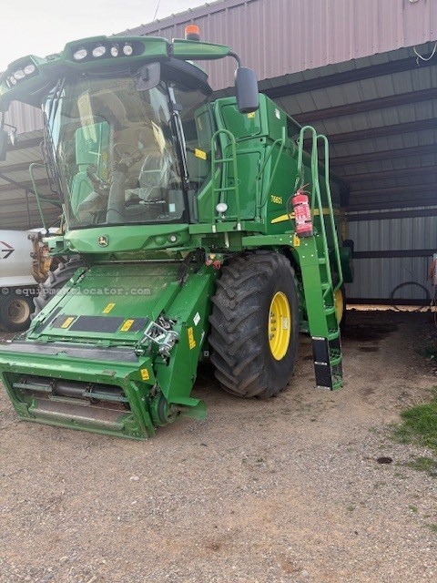 2018 John Deere T660I Image 10