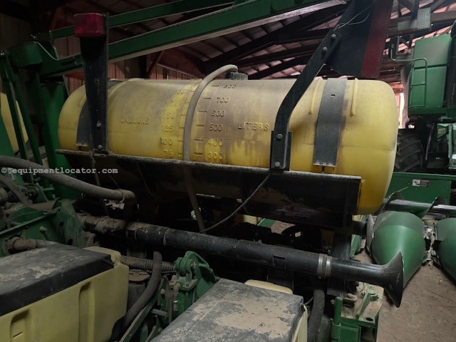 2002 John Deere 1760 Image 13