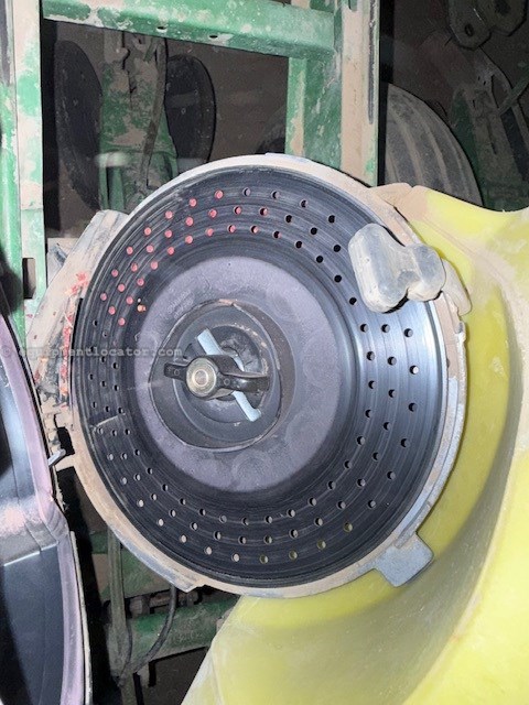 2002 John Deere 1760 Image 16