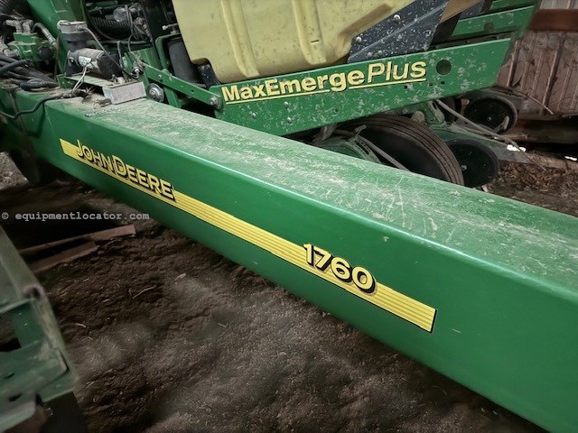 2002 John Deere 1760 Image 24