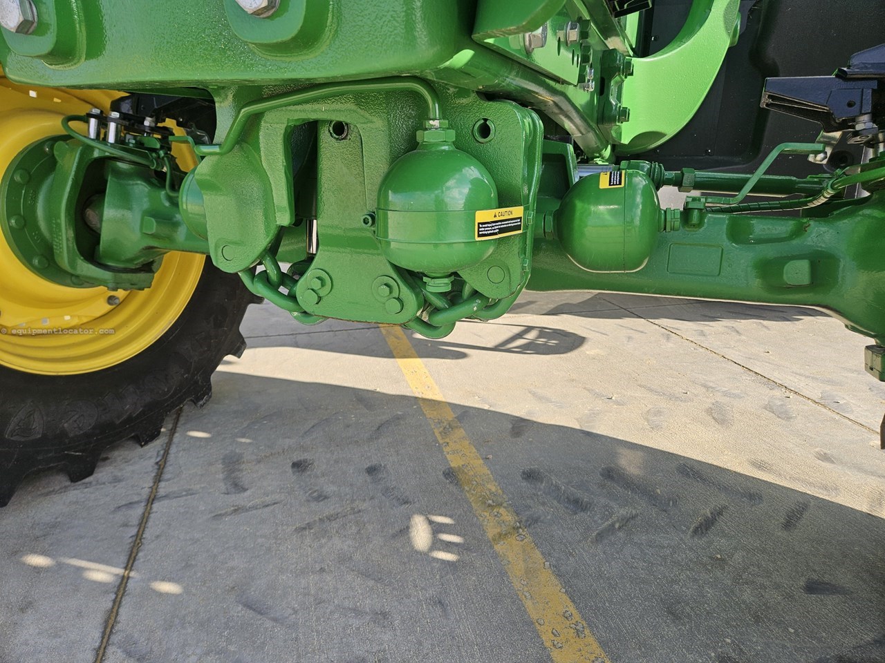 2024 John Deere 6R 215 Image 10