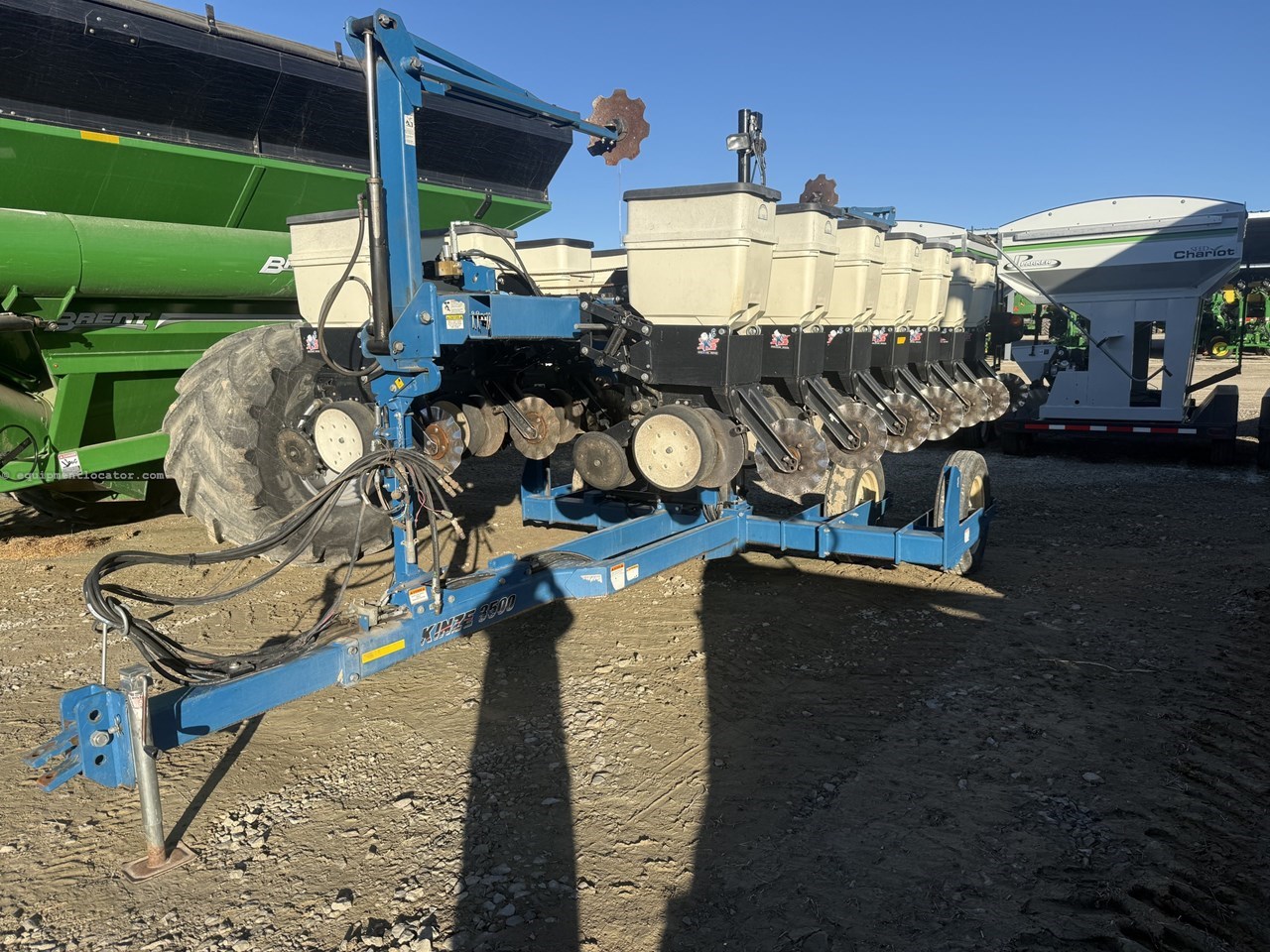 2012 Kinze 3500 Image 21